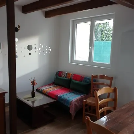 Homestay Charmante Maison Briarde Pres Disney, Provins, Rebais, La Ferte Gaucher *